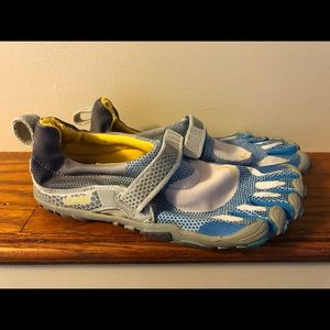 Vibram 5 finger shoes